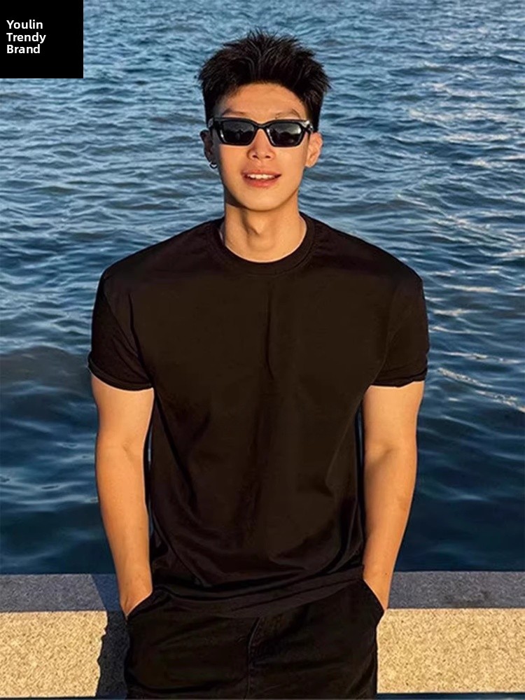 Streetwear Brand Photography - Camiseta Masculina Slim Fit Preta Cleanfit,