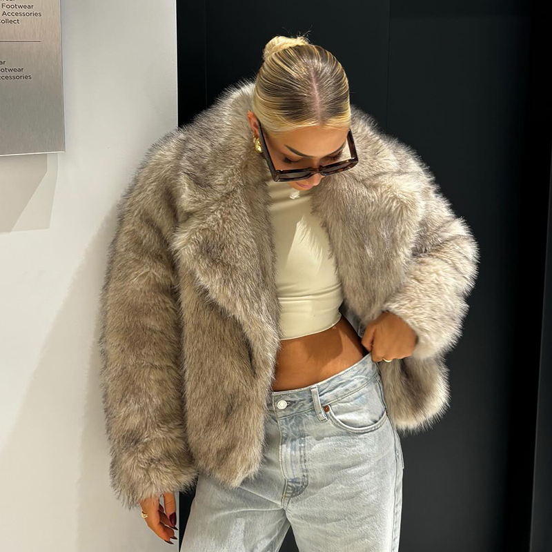 Women Streetwear Brand - Jaqueta Feminina de Pelo Sintético Degradê